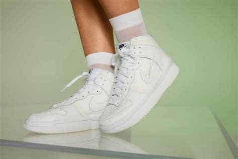 weiße stoffachuhe mit plato nike|Nike Sportswear Plateau Sneaker online shoppen .